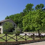 Modern In Umbria With Garden